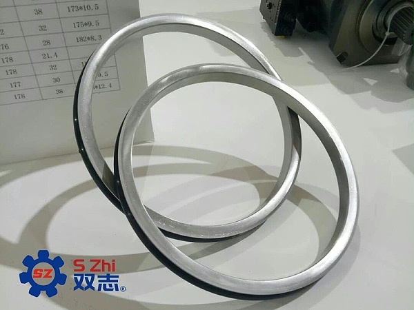密封圈